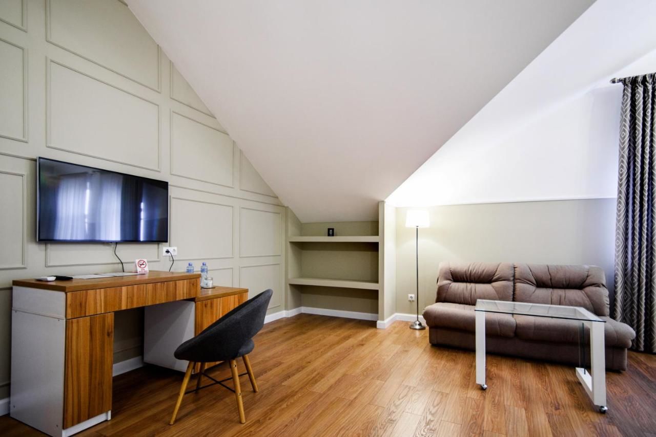 Отель Gosudar Hotel Кропивницкий