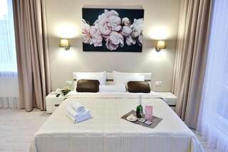 Отель Gosudar Hotel Кропивницкий Люкс для новобрачных-8